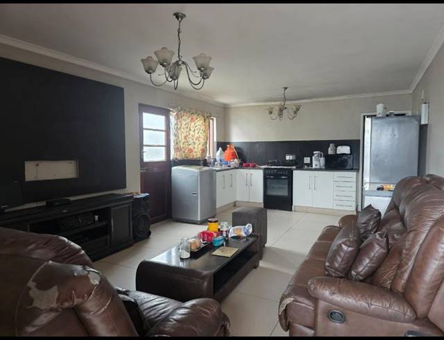 2 BEDROOM HOUSE FOR SALE IN MAITLAND